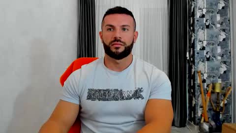 joshuamuscle69 online show from October 3, 2025, 8:33 am