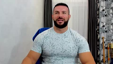 joshuamuscle69 online show from November 20, 2025, 6:46 am