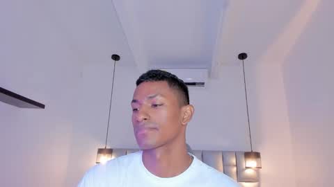 Snapshot of jossjordan chatting on November 28, 2025, 7:05 pm JOSS JORDAN online show from November 28, 2025, 7:05 pm