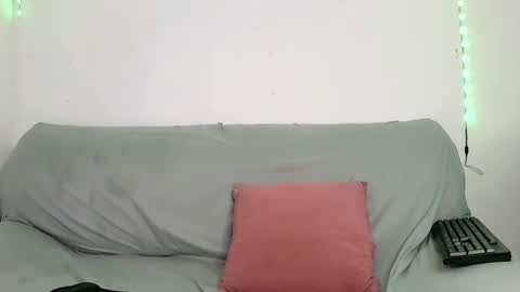 jostin_dark02 online show from January 26, 2025, 4:09 pm