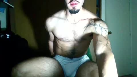 jotarojas1 online show from October 14, 2025, 4:46 am