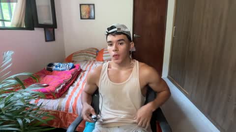 Im Jouliano online show from April 3, 2026, 10:08 pm