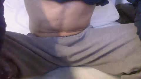 jovenduro84 online show from November 14, 2025, 8:35 am