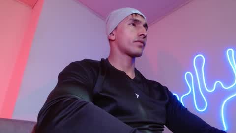  JOYLOPEZFIT online show from January 20, 2025, 2:25 pm