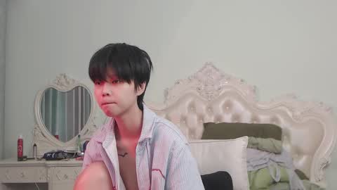 joycekay online show from November 27, 2025, 2:46 am