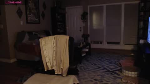 Joy Sparrow online show from September 11, 2025, 6:35 am