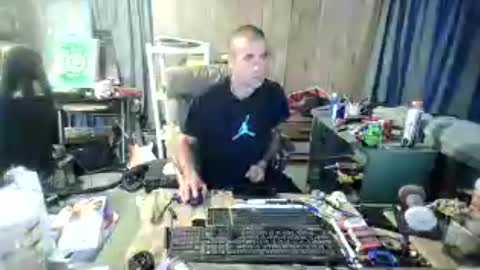 Snapshot of jrizzle1111 chatting on July 23, 2026, 9:18 am jrizzle1111 online show from July 23, 2026, 9:18 am