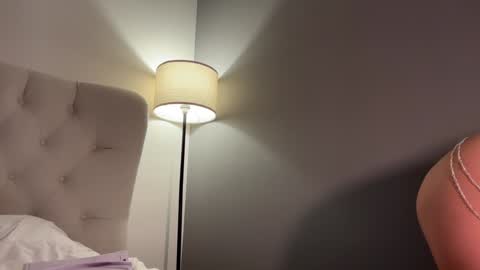 Snapshot of js_girls chatting on December 26, 2024, 5:08 pm Jennie and Sophia online show from December 26, 2024, 5:08 pm