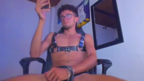 Snapshot of jsiestudios chatting on July 6, 2026, 6:43 pm jsiestudios online show from July 6, 2026, 6:43 pm