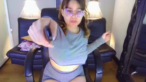 Josneidy  Jos   online show from December 15, 2024, 3:45 am