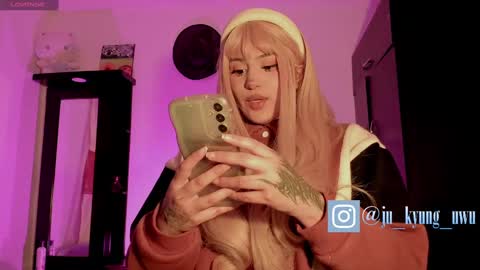 Ju Kyung online show from December 19, 2024, 9:40 am