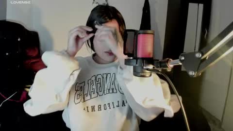 Ju Kyung online show from March 7, 2025, 6:35 am