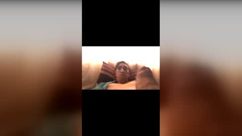 juaaan_sebass08122 online show from May 8, 2026, 11:26 am