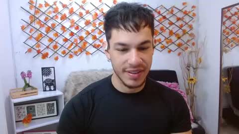 Snapshot of juan023_ chatting on June 15, 2026, 2:19 pm Juan online show from June 15, 2026, 2:19 pm