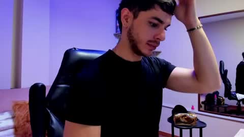 Snapshot of juan023_ chatting on July 15, 2026, 2:39 am Juan online show from July 15, 2026, 2:39 am
