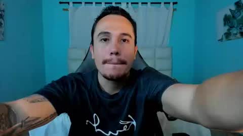 Juan online show from March 22, 2026, 1:09 am