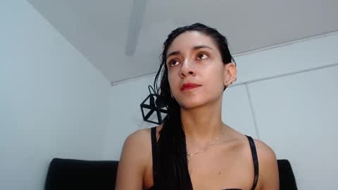    online show from October 20, 2025, 12:27 pm