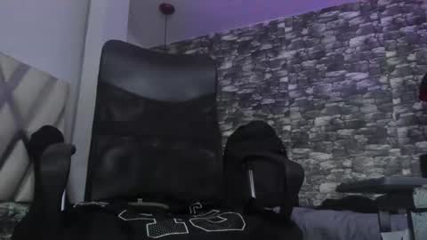 juan_jsmith online show from March 4, 2025, 4:20 pm