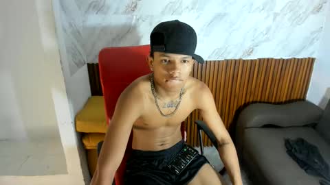 Snapshot of juan_mhata chatting on May 22, 2026, 7:19 pm Juan Mhata online show from May 22, 2026, 7:19 pm