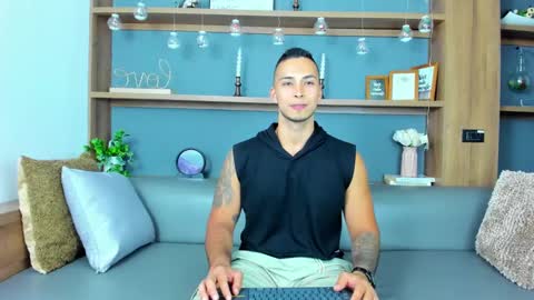 Snapshot of juan_muscle chatting on January 31, 2025, 2:15 am juan_muscle online show from January 31, 2025, 2:15 am