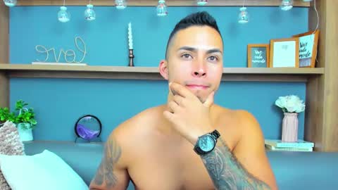 Snapshot of juan_muscle chatting on February 24, 2025, 3:55 am juan_muscle online show from February 24, 2025, 3:55 am