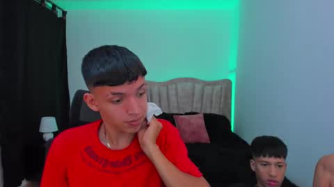 JuanSteven online show from September 17, 2025, 4:14 am