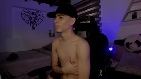 Snapshot of juan_posada1 chatting on February 11, 2026, 8:36 pm Juan Posada online show from February 11, 2026, 8:36 pm