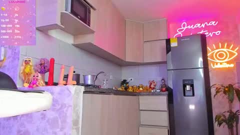 JUANA VALENTINA QUINTERO independent model  ONLY FANS --- Juanaquintero online show from October 5, 2025, 8:23 am