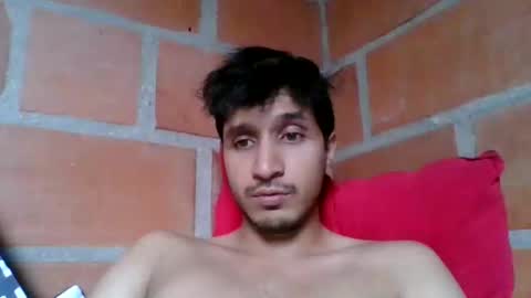 juanc23_371 online show from January 27, 2025, 10:16 pm