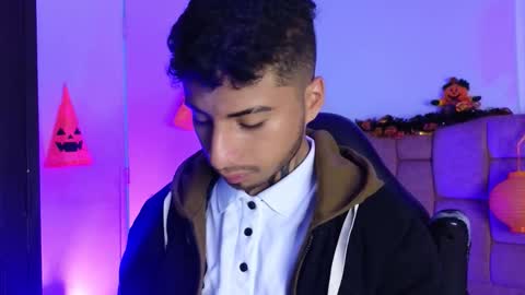 juancamilo66_ online show from October 28, 2025, 2:59 am