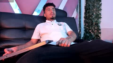 juancamilo66_ online show from March 25, 2026, 3:29 pm