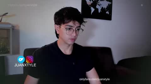 Snapshot of juancamroom chatting on September 25, 2025, 2:26 am . online show from September 25, 2025, 2:26 am