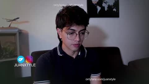 Snapshot of juancamroom chatting on October 2, 2025, 2:40 am . online show from October 2, 2025, 2:40 am