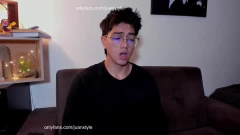 Snapshot of juancamroom chatting on October 7, 2025, 7:33 pm . online show from October 7, 2025, 7:33 pm