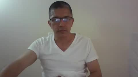 juanearth1 online show from January 9, 2026, 12:02 am