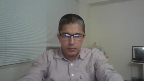 juanearth1 online show from February 26, 2026, 11:15 pm