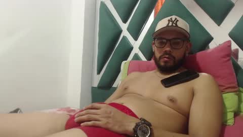 juanfe_style online show from September 18, 2025, 2:57 am