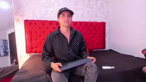 Snapshot of juanga_briel chatting on June 24, 2026, 12:48 pm JUAN GABRIEL online show from June 24, 2026, 12:48 pm