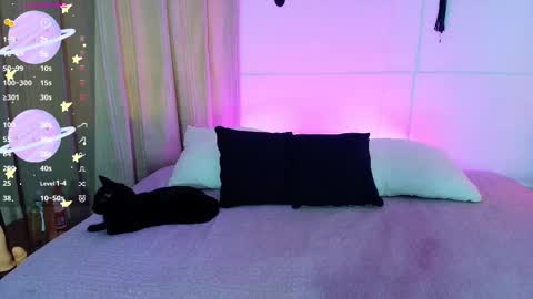 Blue online show from November 25, 2025, 4:07 pm