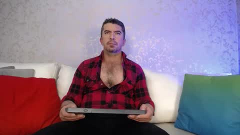 Juan k online show from December 18, 2025, 1:50 pm