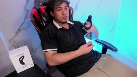 JUAN  online show from April 3, 2026, 6:44 am