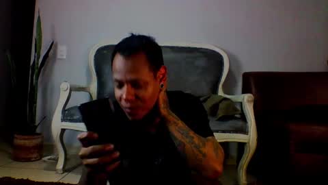 juanpt69 online show from February 16, 2025, 10:54 am