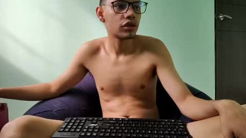 Snapshot of juansuarez204 chatting on December 29, 2024, 8:04 pm juansuarez204 online show from December 29, 2024, 8:04 pm