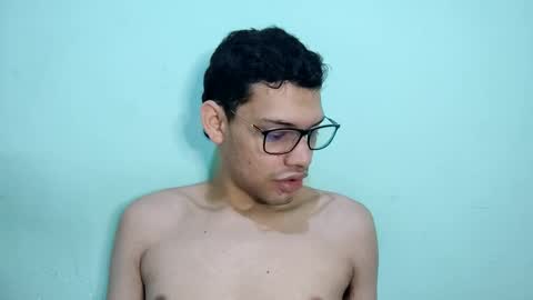 Snapshot of juansuarez204 chatting on March 3, 2025, 11:35 pm juansuarez204 online show from March 3, 2025, 11:35 pm