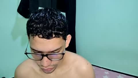 Snapshot of juansuarez204 chatting on March 5, 2025, 11:49 pm juansuarez204 online show from March 5, 2025, 11:49 pm