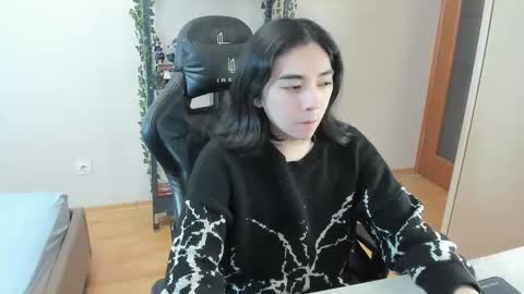 Aoi online show from March 4, 2025, 10:38 pm