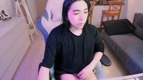 Aoi online show from May 31, 2026, 12:12 pm