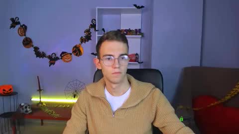 juddie online show from October 25, 2025, 12:02 pm