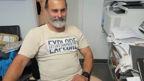 Giovanni50pro online show from September 10, 2025, 5:57 pm