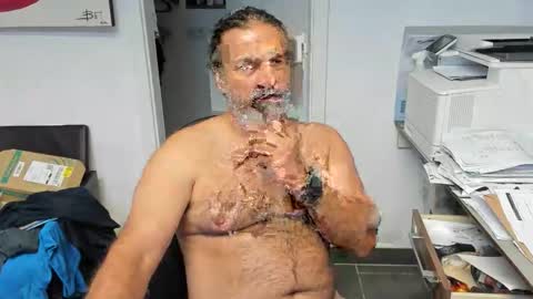 Giovanni50pro online show from September 16, 2025, 11:11 am